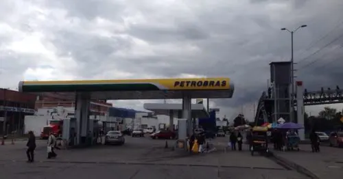 ESTACION DE SERVICIO MOVIL PETROBAS TOBERIN ESTACION DE SERVICIO MOVIL PETROBAS TOBERIN